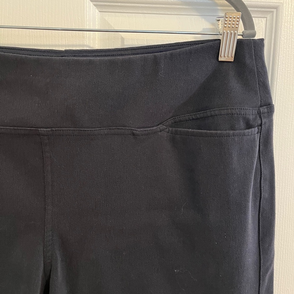J. Jill Navy Blue Smooth Fit City Shorts by Wearever - Picture 2 of 4